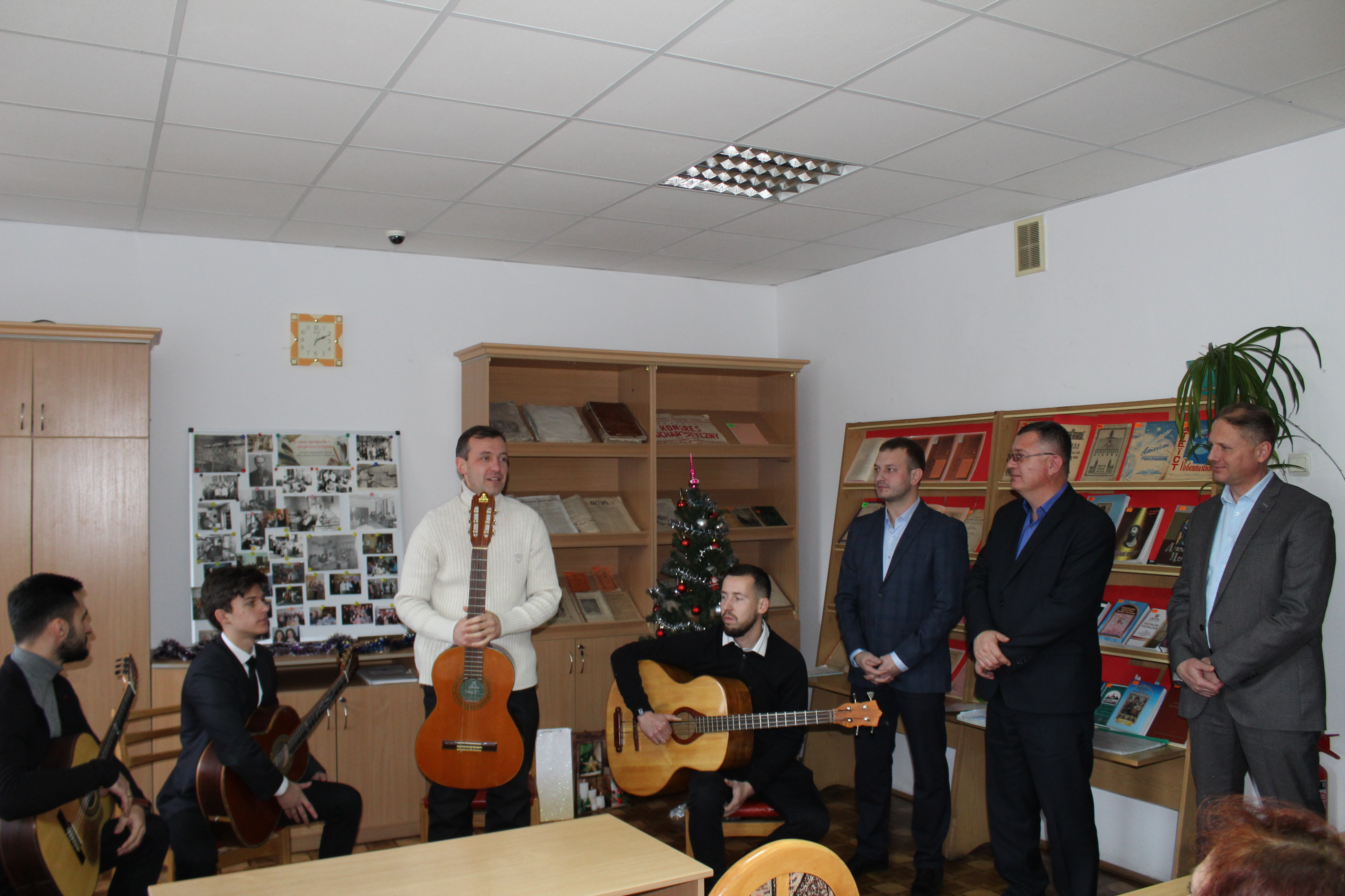 Сергій Свисталюк привітав працівників архівних установ з професійним святом