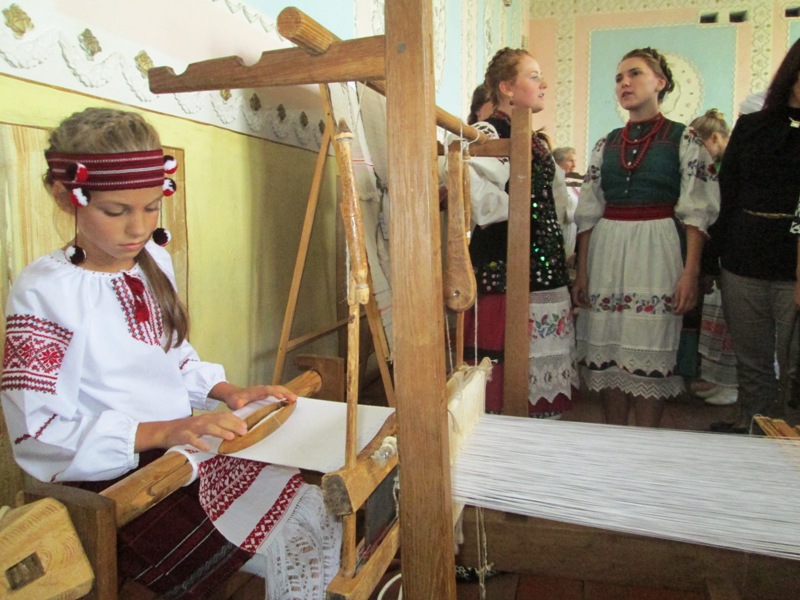  У краєзавчому музеї презентують народне мистецтво Дубровицького району