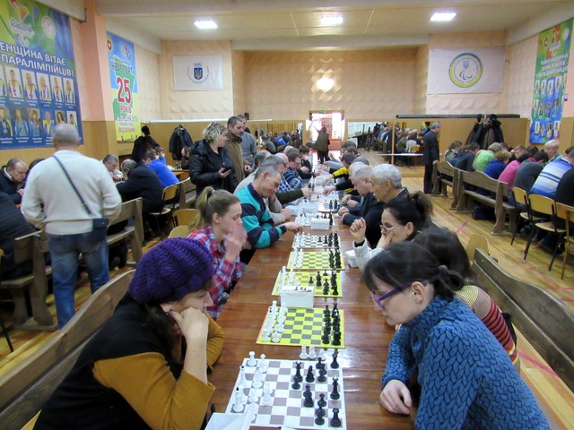 Спортсмени Рівненщини змагалися за кубок області з шахів 	