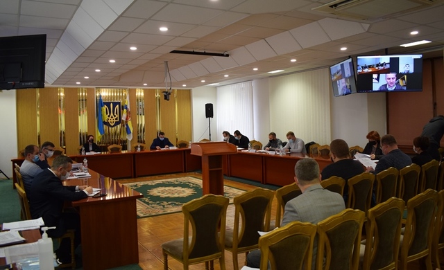 Депутати розподілили понад 3,5 млн.грн., щоби розрахуватися з працівниками місцевих ТВК