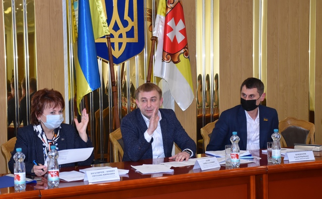 Депутати затвердили фінплани для шести медичних підприємств Рівненщини