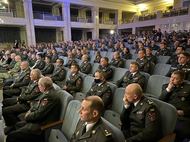 Сергій Свисталюк привітав військовослужбовців з Днем Збройних сил України
