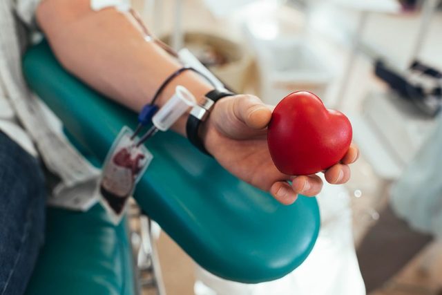 «Здай кров – врятуй життя»: Центр служби крові запрошує донорів