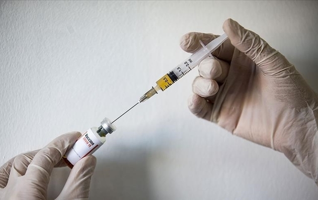 Зупинити пандемію: представники чотирьох фракцій облради вимагають активізувати вакцинацію та захистити медпрацівників