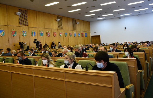 Депутати внесли зміни до «ковідної» програми