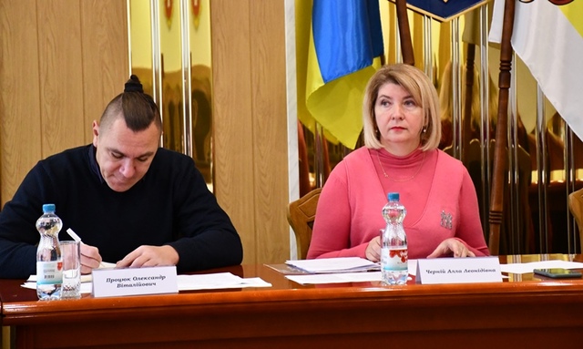 Відомо, хто може очолити три заклади культури обласної ради 