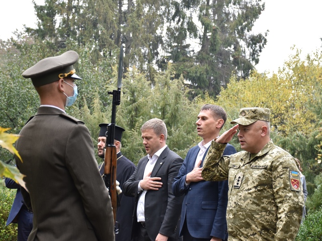 Сергій Кондрачук: «Рівень довіри до армії є одним з найвищих»