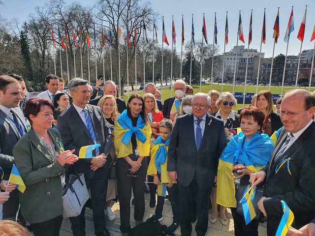 Європейські партнери створили нові платформи для допомоги українцям за кордоном 