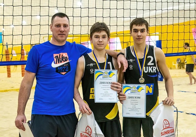 Рівненські спортсмени вибороли «срібну» нагороду на чемпіонаті України з пляжного волейболу 