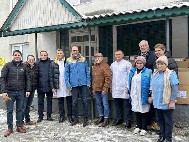 Острозька лікарня отримала благодійну допомогу з-за кордону