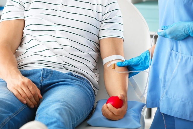 Центру служби крові терміново потрібні донори всіх груп (Rh-), окрім ІІ