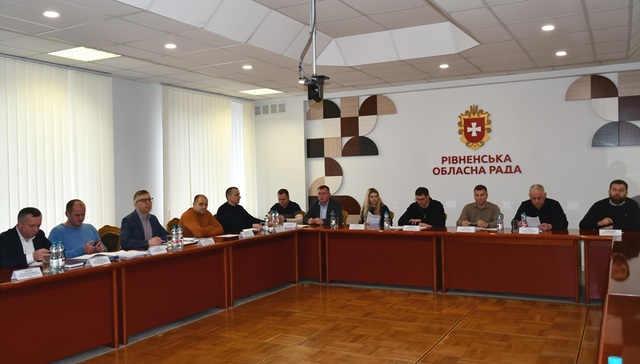 Депутати регламентної комісії зібралися на засідання