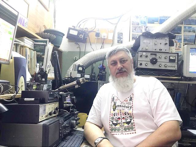 Викладача гуртка Рівненської малої академії наук відзначили престижним американським дипломом WAZ