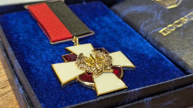 «За особисті заслуги у захисті України» - трьох захисників хочуть нагородити відзнакою «Хрест Клима Савура»