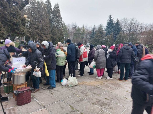 В пункті харчування Рівного роздали майже 3 тис. безкоштовних обідів