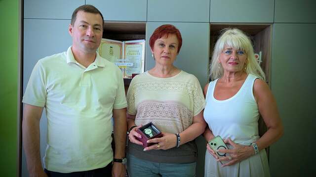 На Рівненщині відзначили вчительку, яка підготувала рекордну кількість 200-бальників