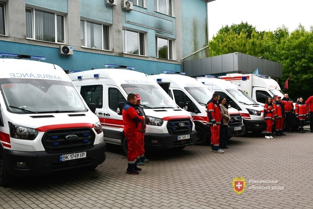 П’ять нових спецавтомобілів отримала обласна «екстренка»
