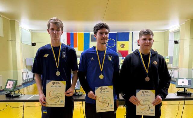 Рівнянин виборов дві медалі чемпіонату України зі стрільби кульової